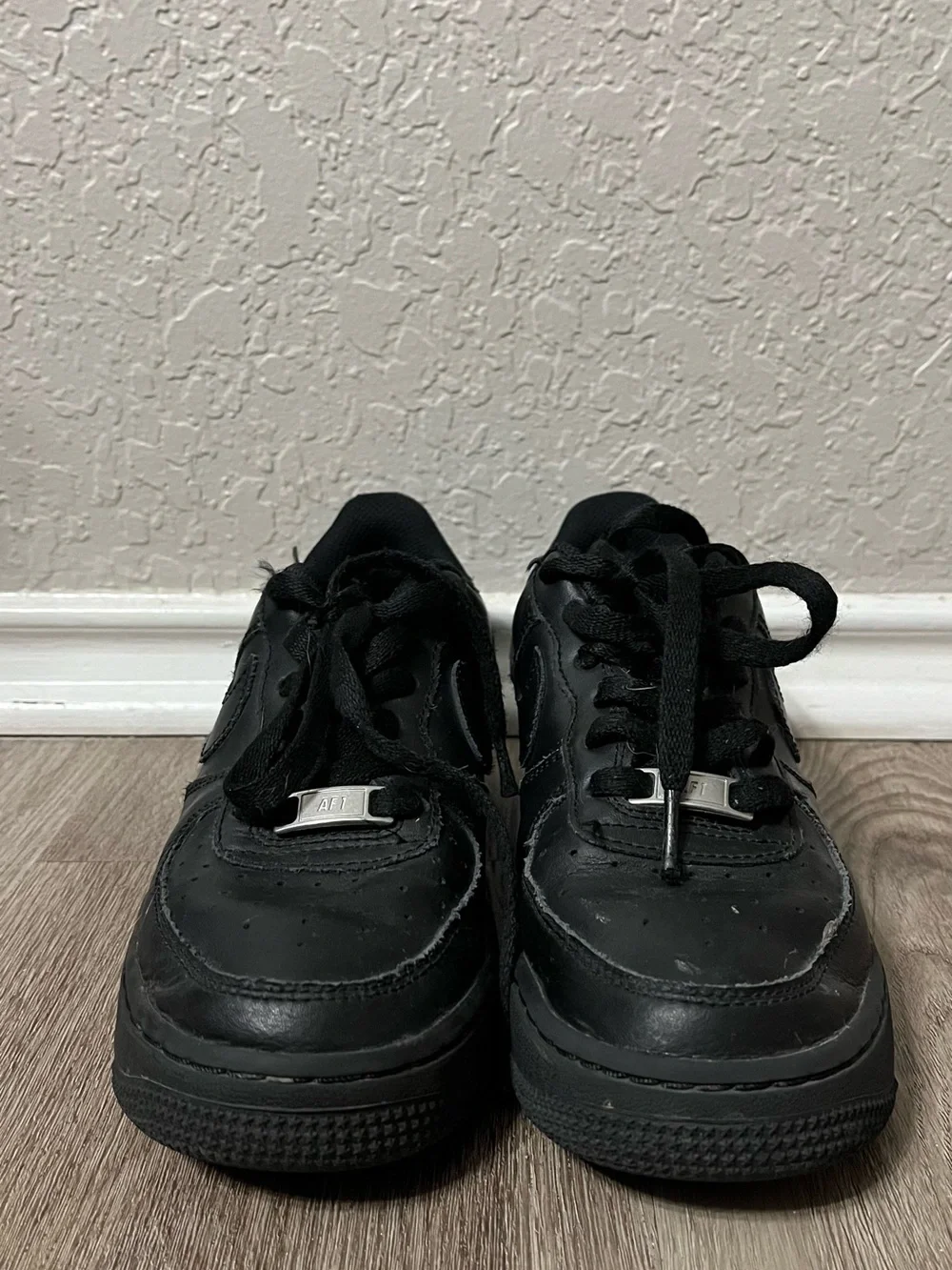 Nike Kids Black Leather Low-Top Sneakers